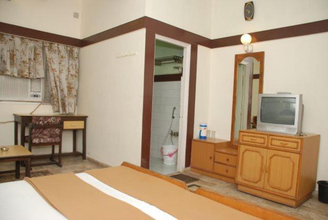 Hotel Royal Ahmadabad Pokój zdjęcie